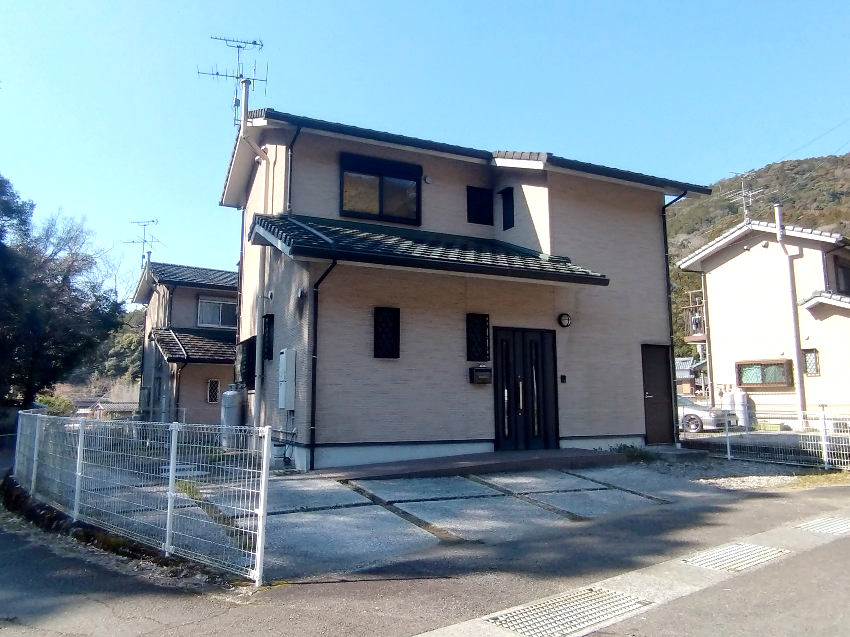 加茂団地(単身用)3号棟